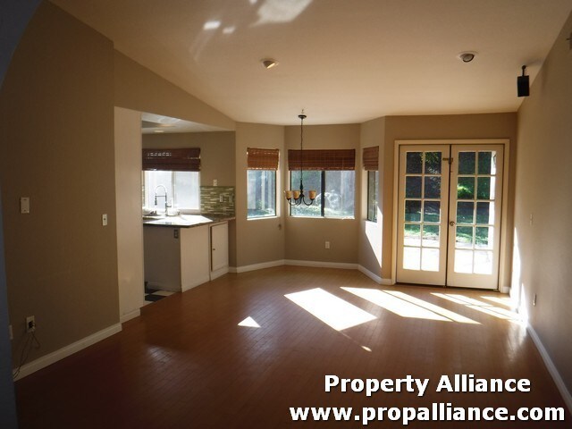Building Photo - 1443 Avenida La Posta