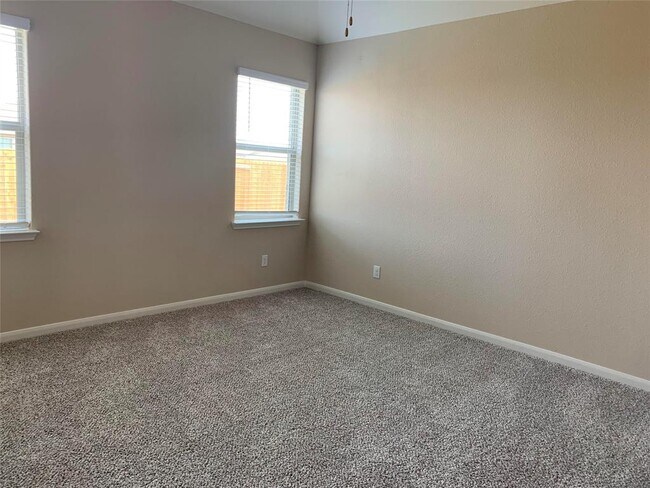 Foto del edificio - 263 Honeysuckle