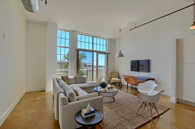 Foto del edificio - 180 NE 4th Ave