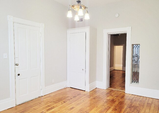 Foto del edificio - 2215 Ohio Ave