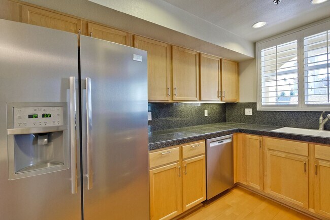 Foto del edificio - Downtown Mountain View l Stylish Home