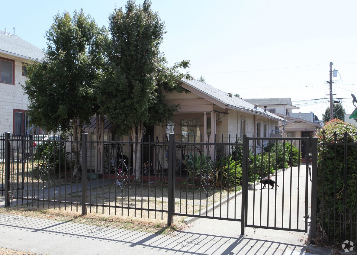 Primary Photo - 4033-4039 37th St