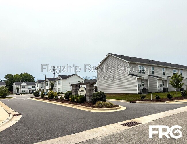 Building Photo - 4109 Laurel Rdg Dr