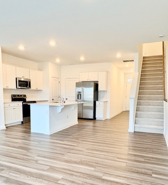 Foto del edificio - 463 Fran Dr