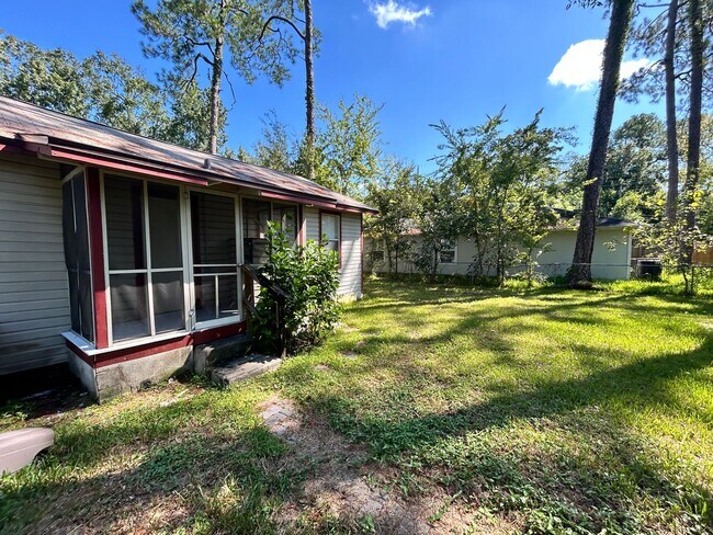 Foto del edificio - Cute 2 Bedroom House Available