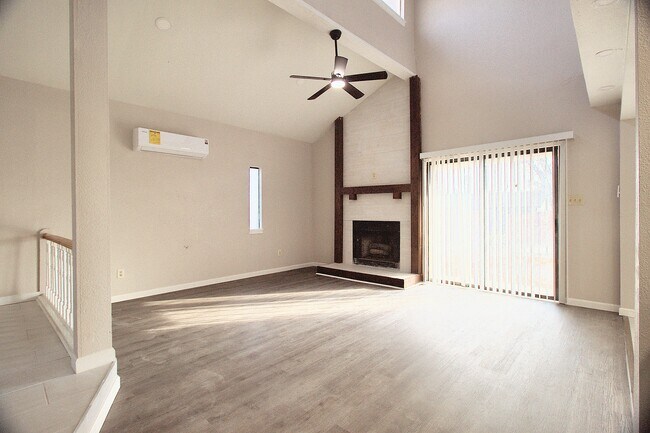 Foto del edificio - 911 Rockwall St