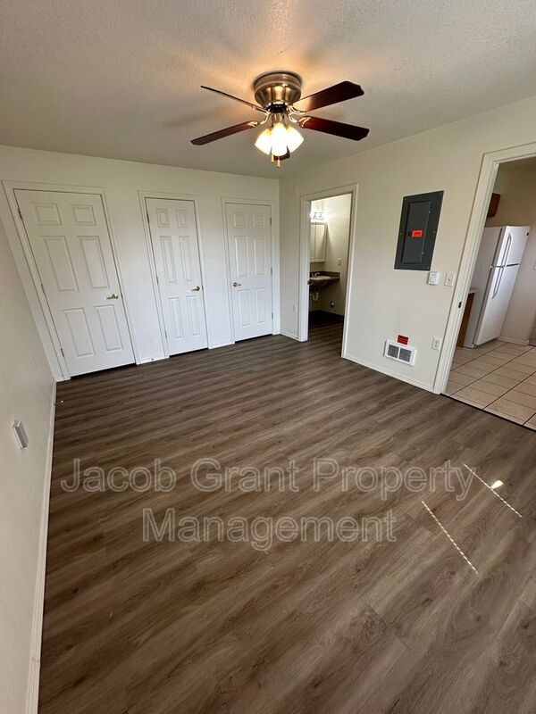 Primary Photo - 1378 Curlew Dr