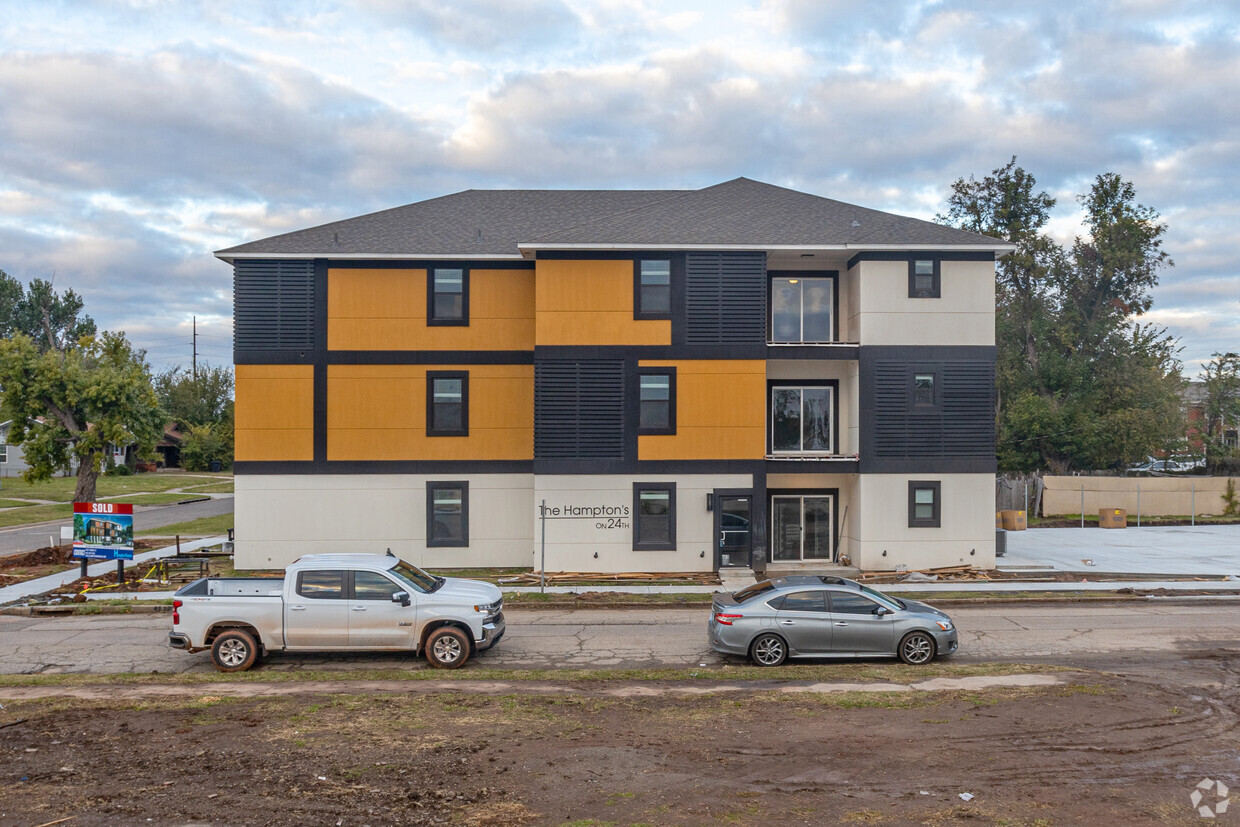 Nov. 2021 - The Hampton's on 24th