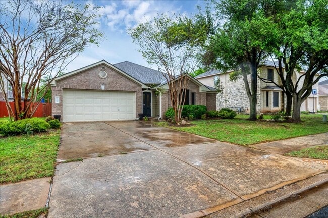 Foto del edificio - Beautiful Home in Hunters Glenn