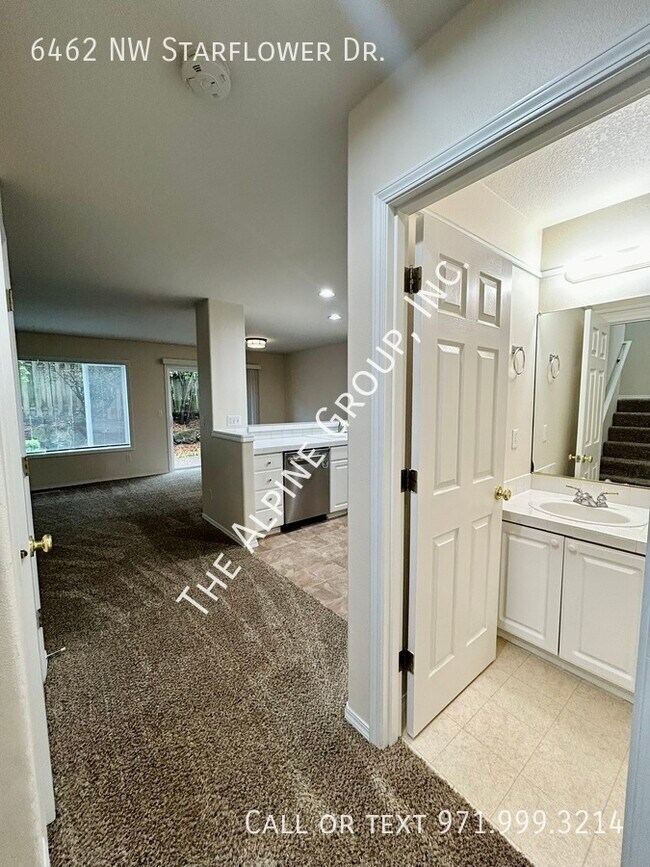 Building Photo - 4 Bedroom in Bethany!