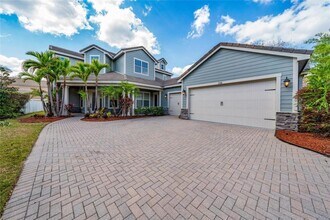 Building Photo - 7508 Lake Albert Dr