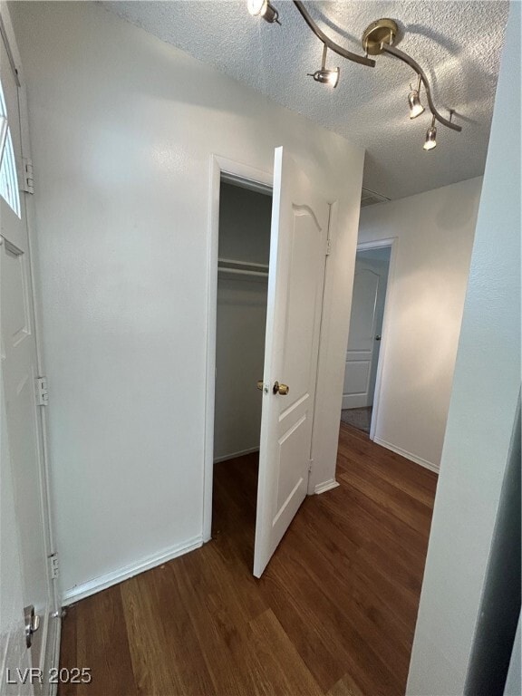 Foto del edificio - 6236 Silverfield Dr