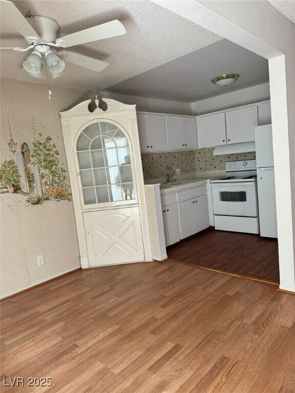 Primary Photo - 212 Orland St