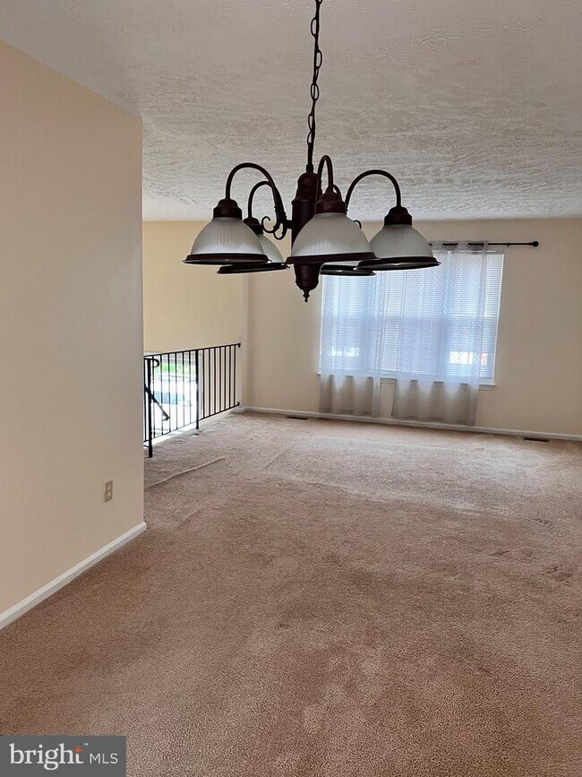 Building Photo - 13342 Jasper Ct