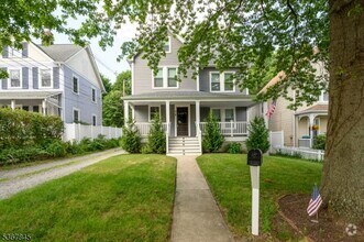 Building Photo - 32 Woodland Ave