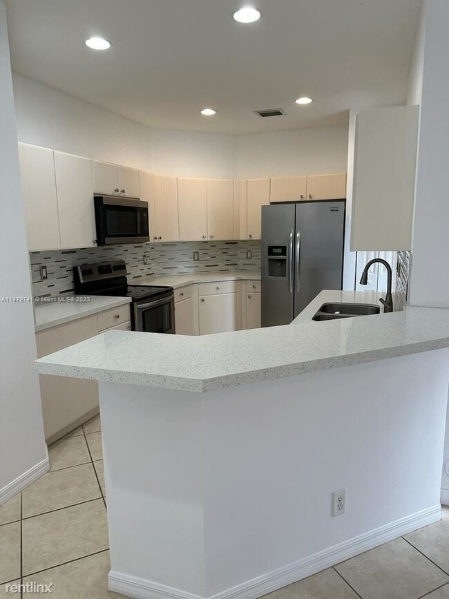 Building Photo - 3 br, 2 bath House - 400 Conservation Dr