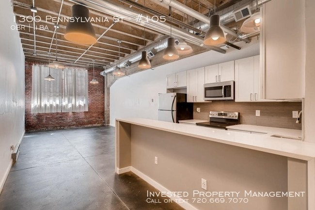 Building Photo - 1300 Pennsylvania St