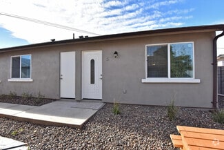 Building Photo - 2308 N 28th PL