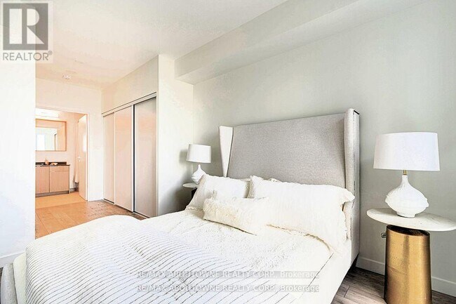 Photo du bâtiment - 133 Bronte Rd