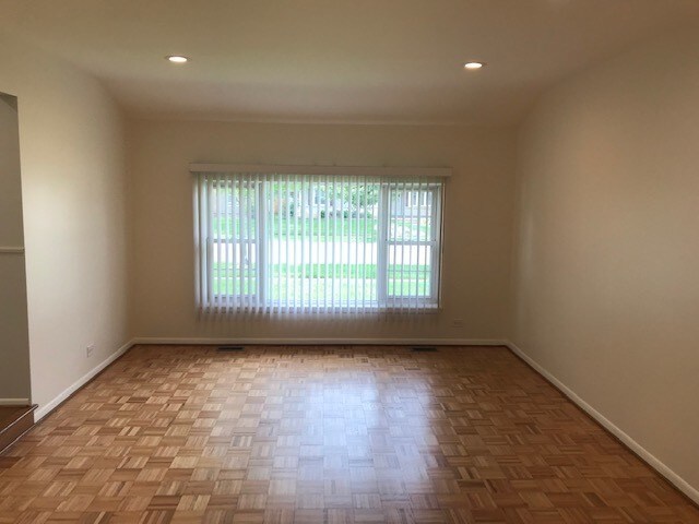 Foto principal - 1331 Berkenshire Ln