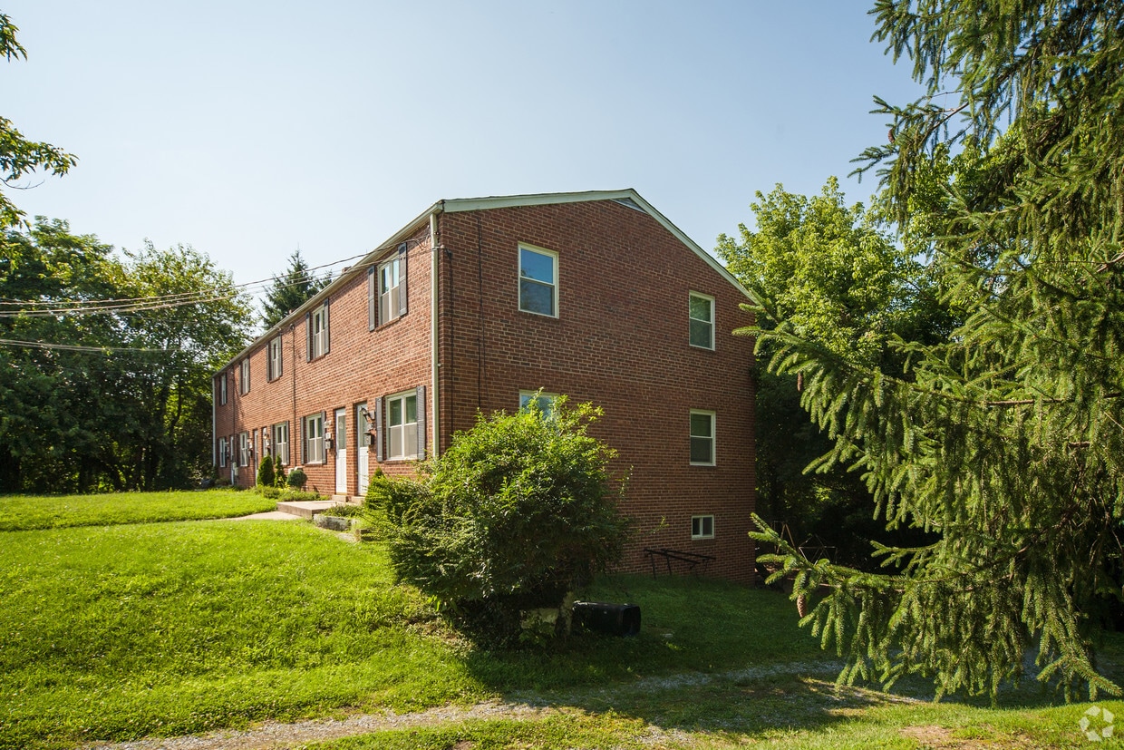 709713 Main St, Laurel, MD 20707 Apartments in Laurel, MD