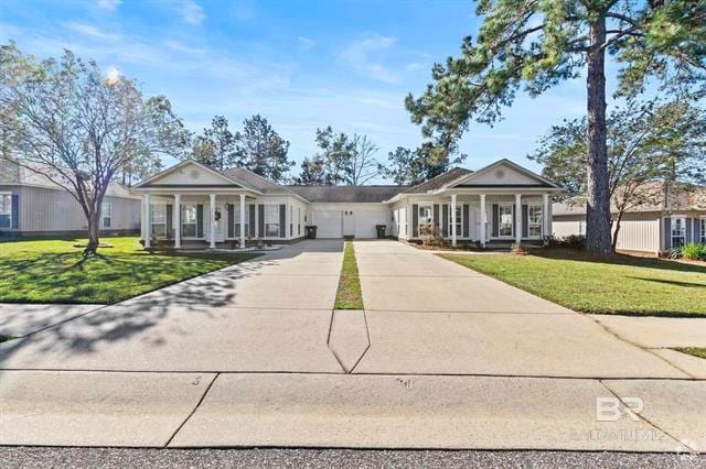 Building Photo - 33156B Stables Dr
