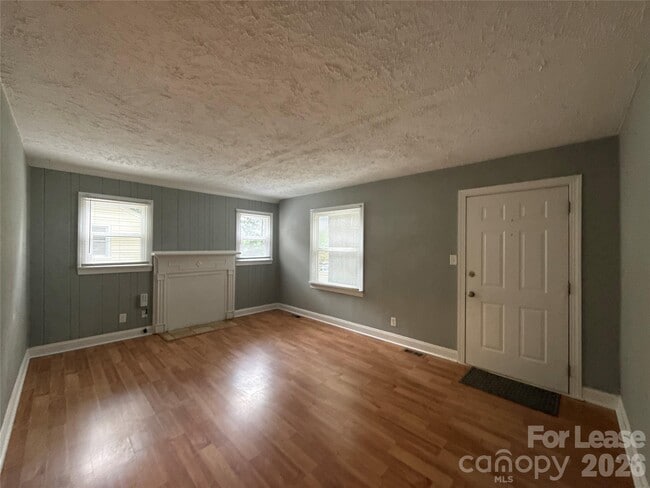 Building Photo - 2660 Revolution Pk Dr