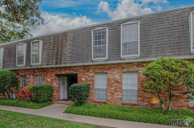 Photo - 1755 College Dr Apartment