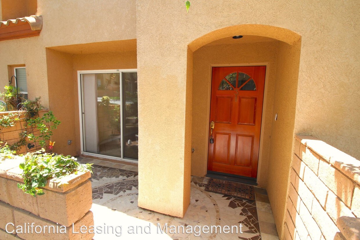 Foto principal - 22707 Copper Hill Dr