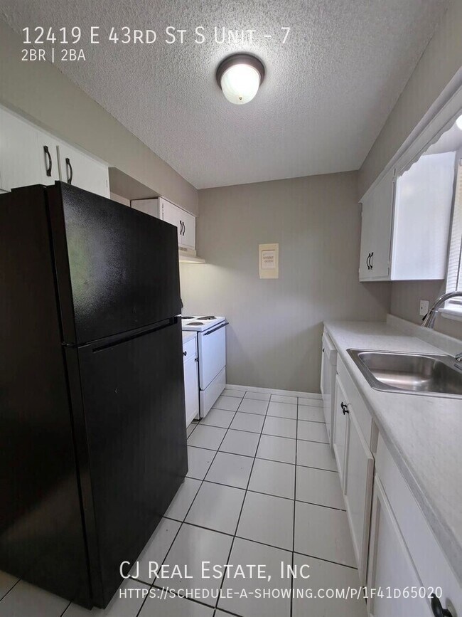 Foto del edificio - 12419 East 43rd St S