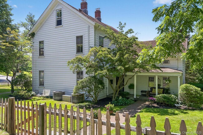 Building Photo - 4 Parkview Ter