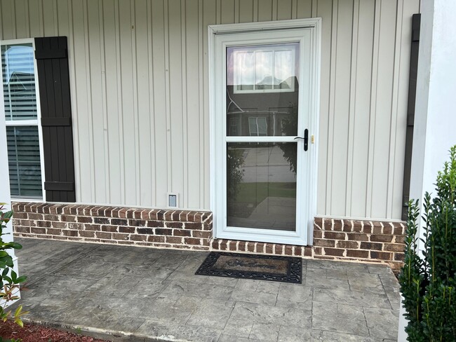 Building Photo - 3391 Greymoor Cir