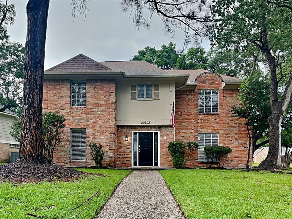 Primary Photo - 20202 Laverton Dr