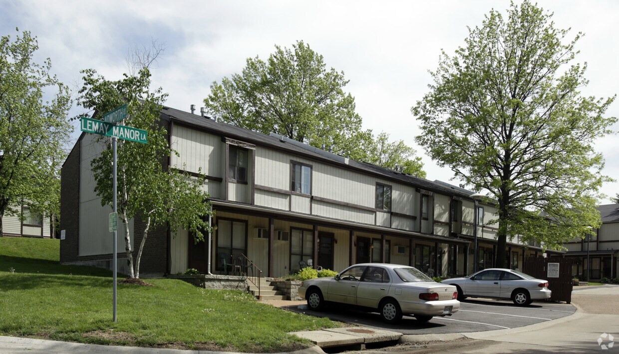 Primary Photo - Lemay Manor I