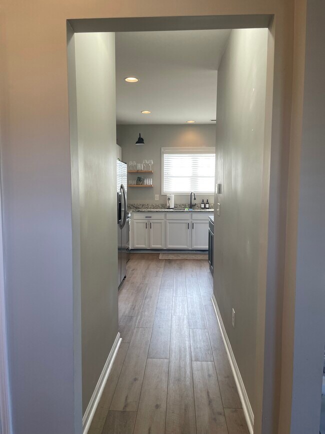 Foto del edificio - 311 Pebble Shore Dr