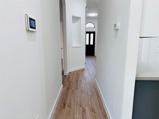 Foto del edificio - 25827 Rustica Dr