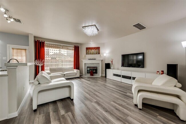 Building Photo - 4073 Olympic Ct