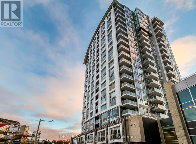 Photo du bâtiment - 1035 Bank St