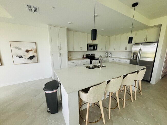 Building Photo - Opal Sand Dr Unit 102 Terrace Condo-Wellen Park G&CC