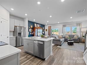 Foto del edificio - 4170 County Down Ave