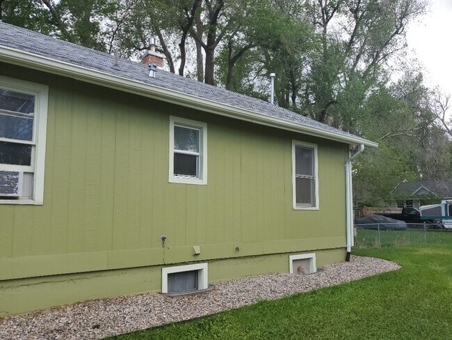 Foto del edificio - 4 Bed 2 Bath Old Town Fort Collins Home on Corner Lot