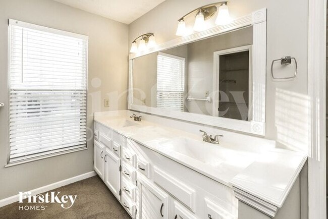 Building Photo - 3661 Crickwood Cir