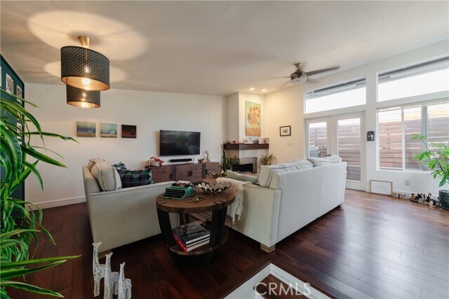 Foto del edificio - 1427 Manhattan Ave