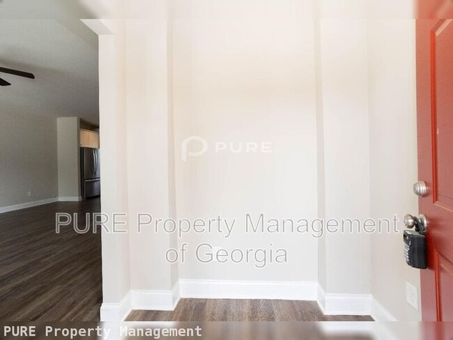 Building Photo - 175 Orchard Dr
