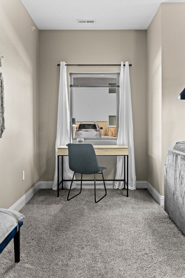 Building Photo - 8350 Cascade Ave