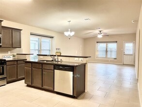 Building Photo - 19339 Vermillion Ct