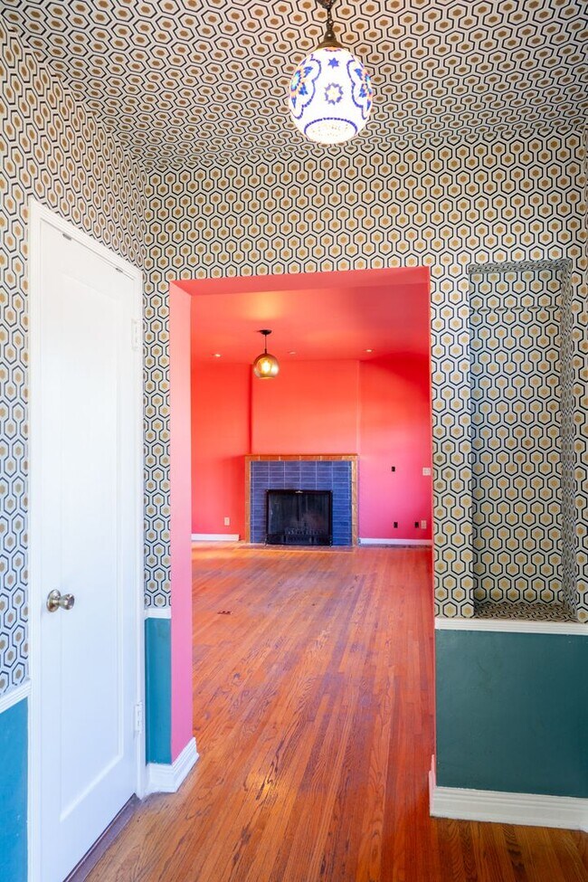 Foto del edificio - Vibrant 2b2b Franklin Hills / Los Feliz Home - Private Yard - Central HVAC