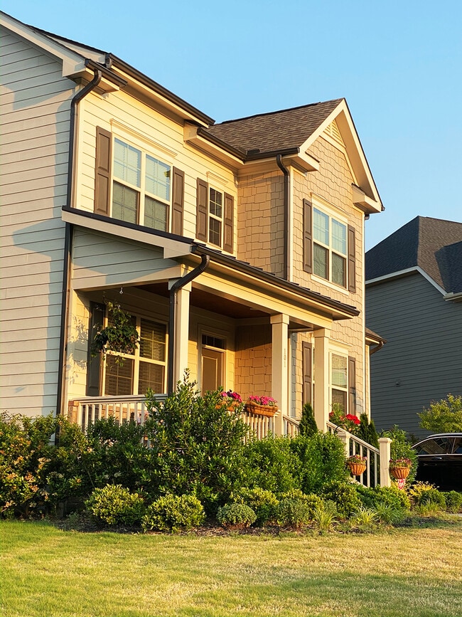 Building Photo - 101 Inkwood Pl