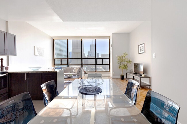 Photo du bâtiment - Gerrard West