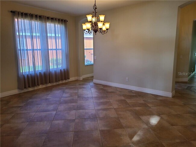 Building Photo - 11212 Avery Oaks Dr